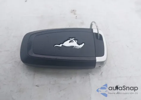 2018 Ford Mustang Ecoboost Premium z USA, uszkodzony, nr VIN 1FATP8UHXJ5110183